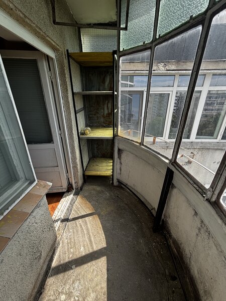 Berceni, metrou, garsoniera